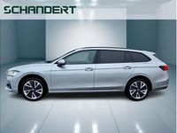 Neu Skoda Superb Selection 150 PS (110 kW) 2026 Silber (pebble silber metallic (silber)) Kombi