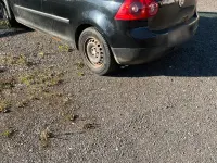 Używany VW Golf V 70 KM (51 kW) 2004 Czarny Hatchback