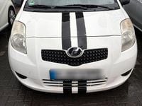 Gebraucht Toyota Yaris 87 PS (63 kW) 2007 Weiß Kleinwagen