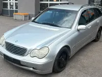 Gebraucht Mercedes C220 Avantgarde 143 PS (105 kW) 2001 Silber Limousine