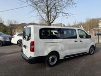 Gebraucht Opel Vivaro 120 PS (88 kW) 2022 Weiß Van / Kleinbus