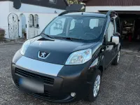 Gebraucht Peugeot TePee 73 PS (53 kW) 2012 Schwarz Kombi
