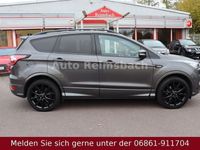 Gebraucht Ford Kuga ST-Line 150 PS (110 kW) 2017 Grau SUV