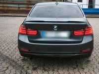 Gebraucht BMW 316 136 PS (100 kW) 2013 Grau Limousine