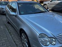 Gebraucht Mercedes CL200 163 PS (119 kW) 2007 Silber Coupé