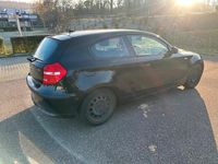 Gebraucht BMW 116 122 PS (89 kW) 2009 Schwarz Kleinwagen
