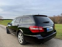Gebraucht Mercedes E350 Elegance 265 PS (194 kW) 2012 Schwarz Limousine