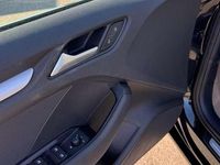 Gebraucht Audi A3 Ambition 125 PS (91 kW) 2015 Mythosschwarz metallic Kleinwagen