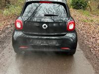 Gebraucht Smart ForFour 90 PS (66 kW) 2018 Schwarz Kleinwagen