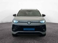 Gebraucht VW Tayron R-line 265 PS (194 kW) 2025 Weiß SUV