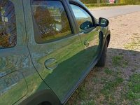 Używany Dacia Duster Extreme 150 KM (110 kW) 2024 Zielony SUV