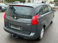 gebraucht Peugeot 5008 Premium 1.6* PANO/7-SITZE/1.HAND/TÜV 06-25*