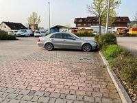 Gebraucht Mercedes E200 Elegance 184 PS (135 kW) 2007 Silber Limousine