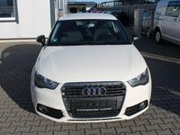 Gebraucht Audi A1 Attraction 86 PS (63 kW) 2014 Weiß Kleinwagen