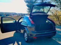 Second-hand Ford Focus 80 CP (58 kW) 2006 Albastru Berlinǎ