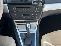 Gebraucht BMW X3 177 PS (130 kW) 2010 Schwarz SUV