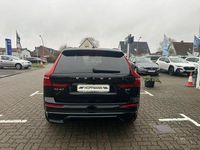Gebraucht Volvo XC60 Plus 197 PS (144 kW) 2022 Onyx black / metallic SUV