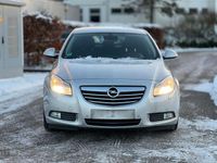 Gebraucht Opel Insignia Edition 140 PS (102 kW) 2013 Silber Limousine