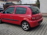 Second-hand Renault Clio II 65 CP (47 kW) 2009 Roșu Hatchback