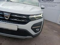 Gebraucht Dacia Sandero Comfort 101 PS (74 kW) 2021 Weiß SUV