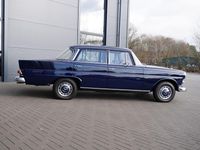 Gebraucht Mercedes 200 94 PS (69 kW) 1967 Dunkelblau Limousine