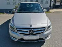 Gebraucht Mercedes B200 156 PS (114 kW) 2012 Silber Kleinwagen