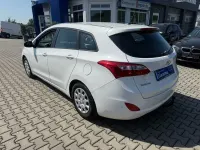 Gebraucht Hyundai i30 Classic 90 PS (66 kW) 2013 Weiß Kombi