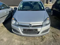 Gebraucht Opel Astra 90 PS (66 kW) 2004 Silber Limousine