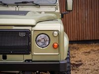 Gebraucht Land Rover Defender 200 PS (147 kW) 1990 Grün SUV