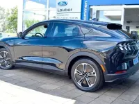Gebraucht Ford Mustang Mach-E S 202 kW (276 PS) 2025 Schwarz SUV
