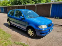 Gebraucht VW Polo Basis 50 PS (36 kW) 1999 Blau Limousine