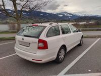 gebraucht Skoda Octavia Kombi 1,6l D Allrad 4x4 Bj.2011, 129350km