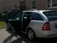 Second-hand Mercedes C220 Avantgarde 143 CP (105 kW) 2001 Argintiu Break