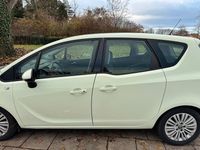 Gebraucht Opel Meriva 120 PS (88 kW) 2013 Weiß Van / Kleinbus