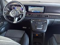 Gebraucht Mercedes V300 Style 174 PS (127 kW) 2025 Blau Van / Kleinbus