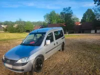 Gebraucht Opel Combo 90 PS (66 kW) 2006 Silber Van / Kleinbus