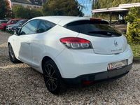 Gebraucht Renault Mégane III Bose Edition 116 PS (85 kW) 2012 Weiß Coupé