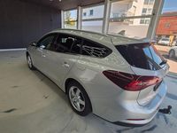 Używany Ford Focus Titanium 116 KM (85 kW) 2023 Srebrny Sedan/Limuzyna