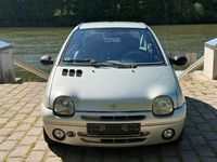 Second-hand Renault Twingo Initiale 58 CP (42 kW) 2000 Hatchback