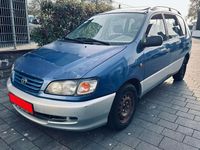 Gebraucht Toyota Picnic 128 PS (94 kW) 2000 Blau Van / Kleinbus