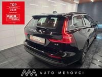 Gebraucht Volvo V60 163 PS (119 kW) 2022 Black stone Kombi