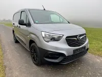 Używany Opel Combo 131 KM (96 kW) 2022 Szary Minivan