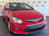Gebraucht Hyundai i30 Edition+ 109 PS (80 kW) 2011 Rot Limousine