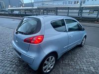 Gebraucht Mitsubishi Colt 75 PS (55 kW) 2008 Blau Kleinwagen
