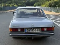 Gebraucht Mercedes 240 72 PS (52 kW) 1984 Limousine