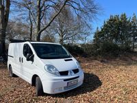 Gebraucht Renault Trafic 155 PS (114 kW) 2011 Weiß Van / Kleinbus