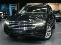 Gebraucht VW Touareg Basis 231 PS (169 kW) 2019 Deep black SUV
