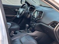 Gebraucht Jeep Cherokee 194 PS (142 kW) 2019 Weiß SUV