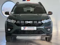 Gebraucht Dacia Jogger Extreme 141 PS (103 kW) 2025 Safarigrãœngrau Van / Kleinbus