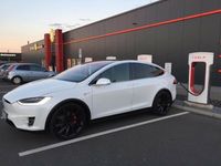 Gebraucht Tesla Model X 567 kW (772 PS) 2016 Weiß metallic SUV